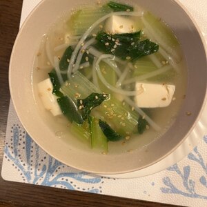 小松菜と豆腐ともやしの中華スープ